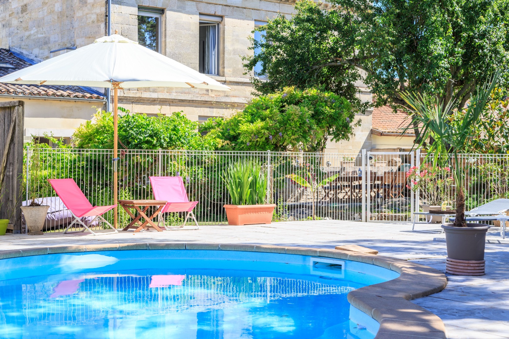 Maison d&rsquo;hôte de charme avec jardin proche de Bordeaux