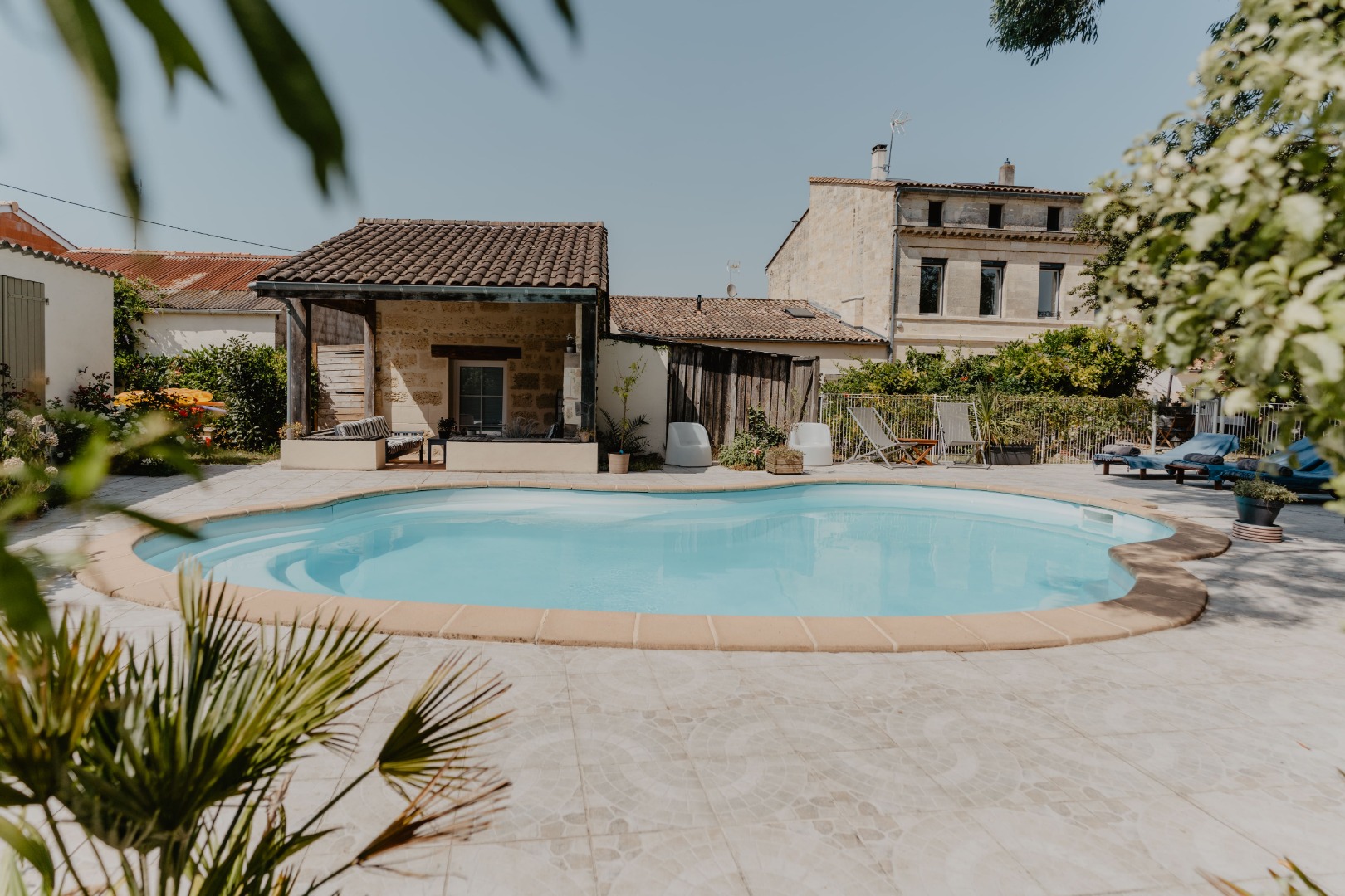Maison d&rsquo;hôte de charme avec jardin proche de Bordeaux